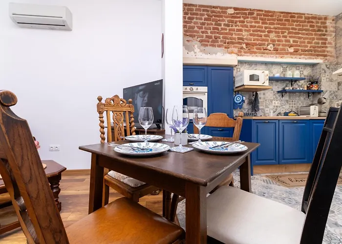 Center Retro Chic Kapana 2-bed *