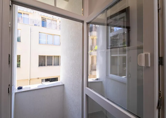 Апартамент Center Retro Chic Kapana 2-bed Пловдив