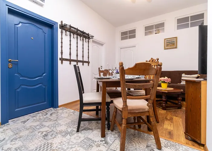 Center Retro Chic Kapana 2-bed Апартамент Пловдив