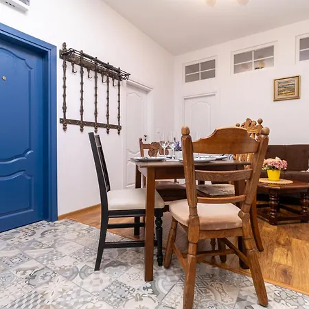 Center Retro Chic Kapana 2-bed Apartament Płowdiw