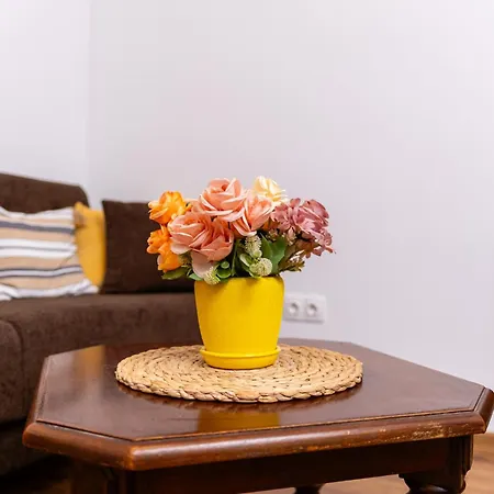 Center Retro Chic Kapana 2-bed *