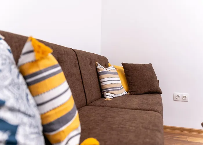 Center Retro Chic Kapana 2-bed