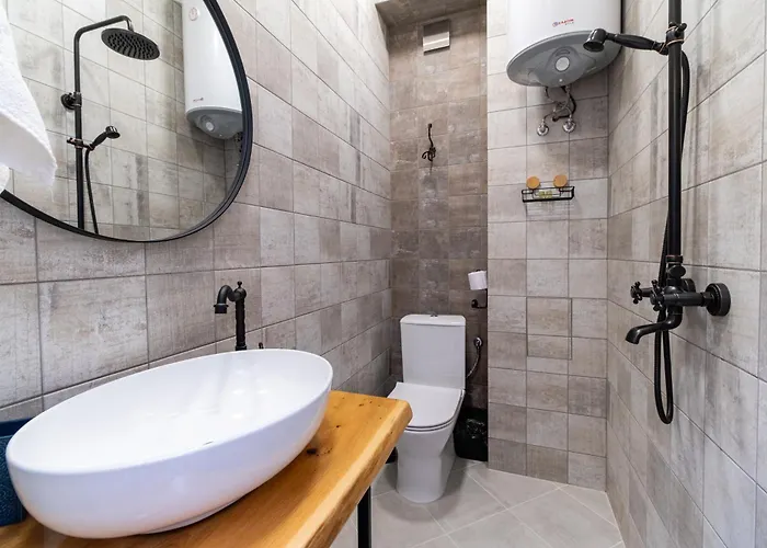 Center Retro Chic Kapana 2-bed Apartment Plovdiv