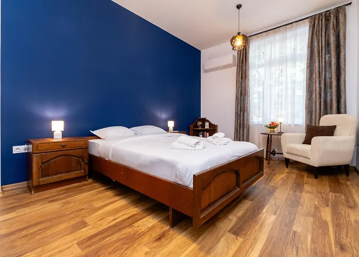 Apartment Center Retro Chic Kapana 2-bed Plovdiv