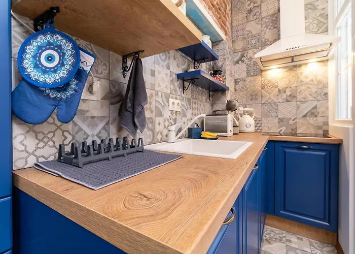 Center Retro Chic Kapana 2-bed Apartment Plovdiv